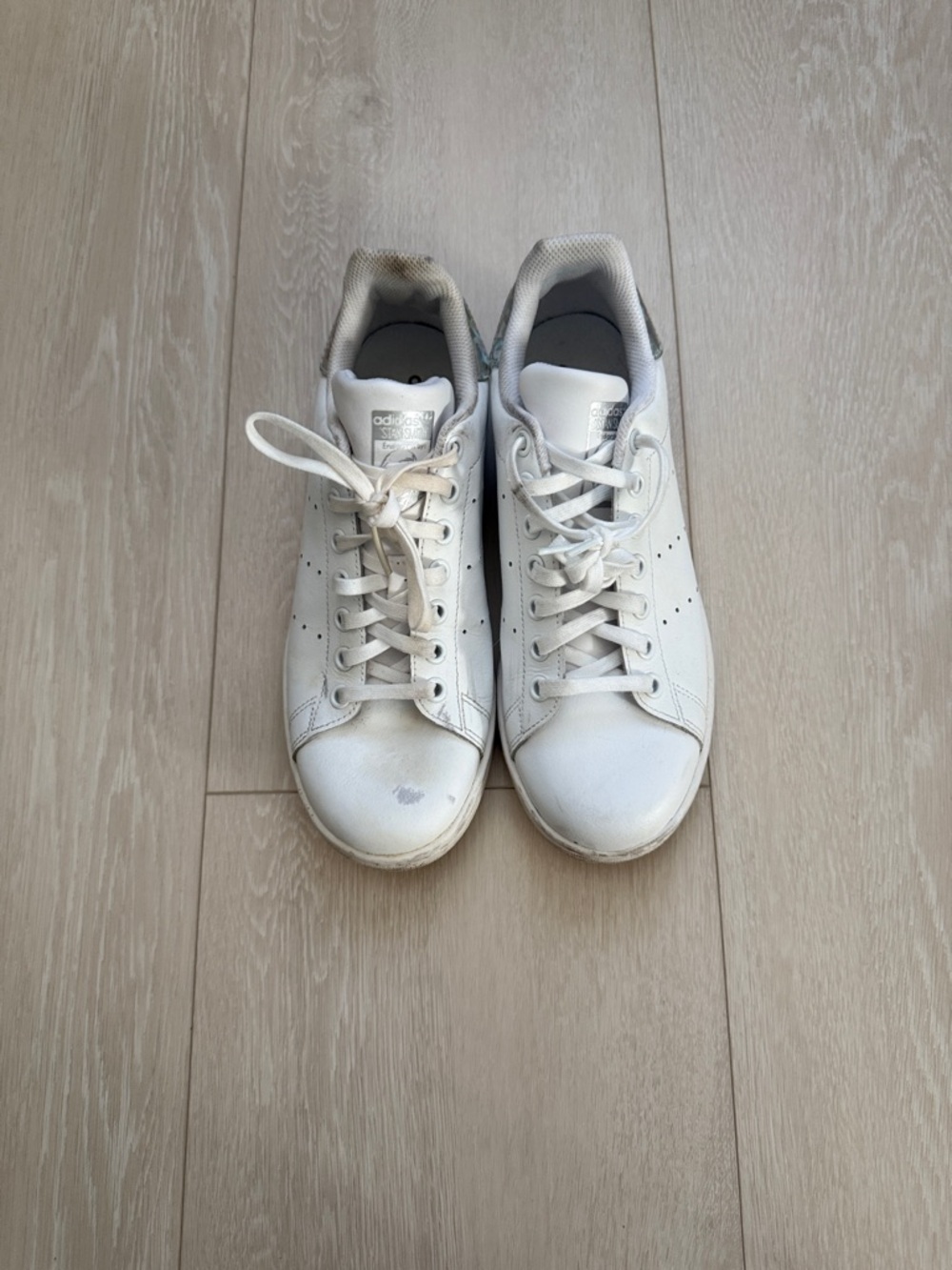 ✨adidas x Stan Smith White Sneakers Halo-graphic Accent